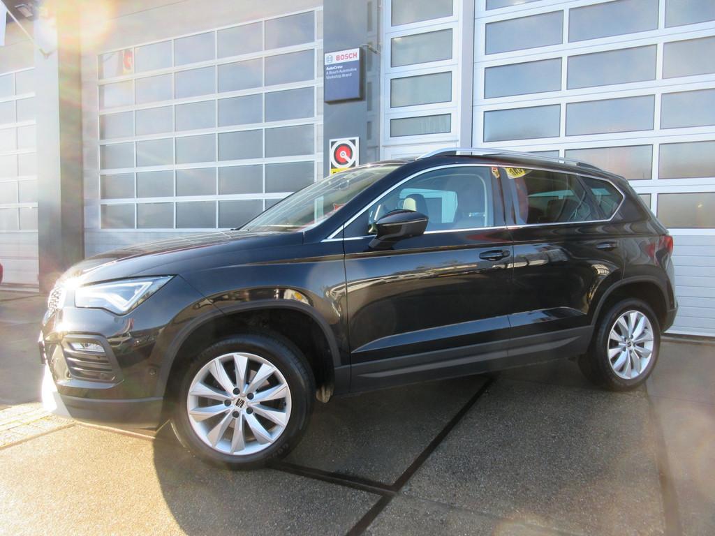 Seat Ateca 1.0 TSI Style Business Intense / Carplay / PDC /, 12 maanden, Stof, Gebruikt, Euro 6