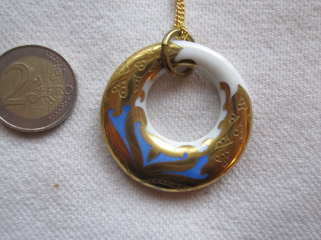 14.  Schitterende oude hanger, porselein,  60 cm, Sieraden, Tassen en Uiterlijk, Antieke sieraden, Ophalen, Overige materialen