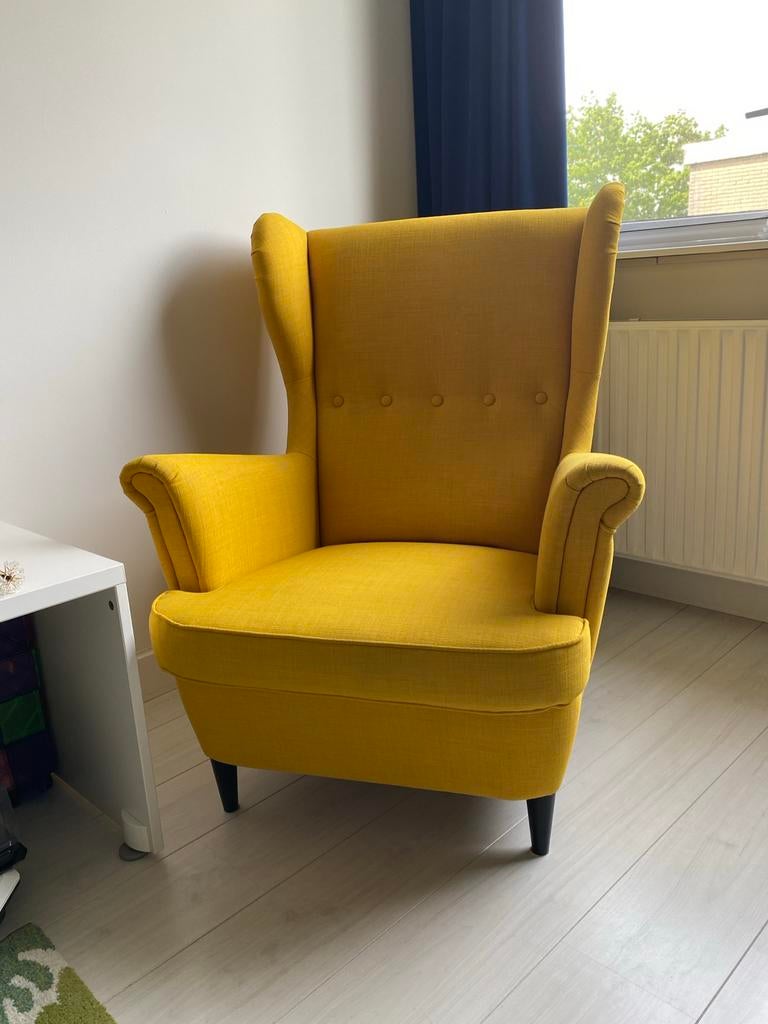IKEA Strandmon fauteuil geel - Comfortabele oorfauteuil, Huis en Inrichting, Fauteuils, Ophalen, 75 tot 100 cm, Zo goed als nieuw
