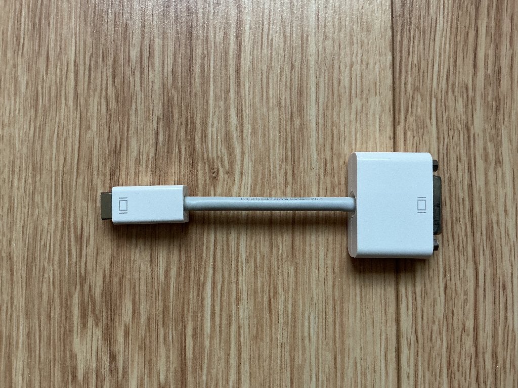 Apple Mini-DVI naar DVI-I adapter, Ophalen, Gebruikt