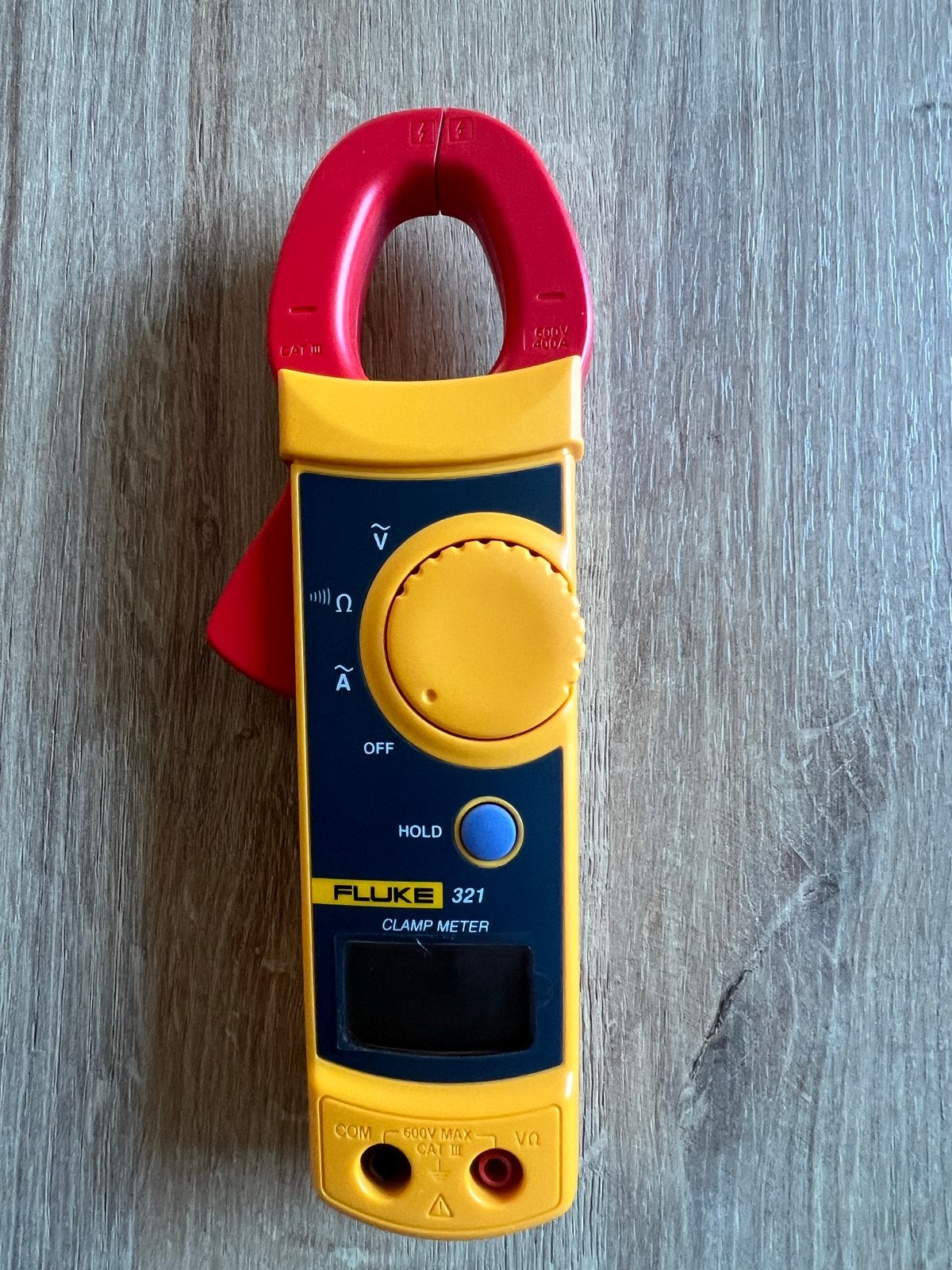 Fluke 321 Clamp Meter - Compacte en betrouwbare stroomtang, Ophalen of Verzenden, Zo goed als nieuw, Elektriciteit