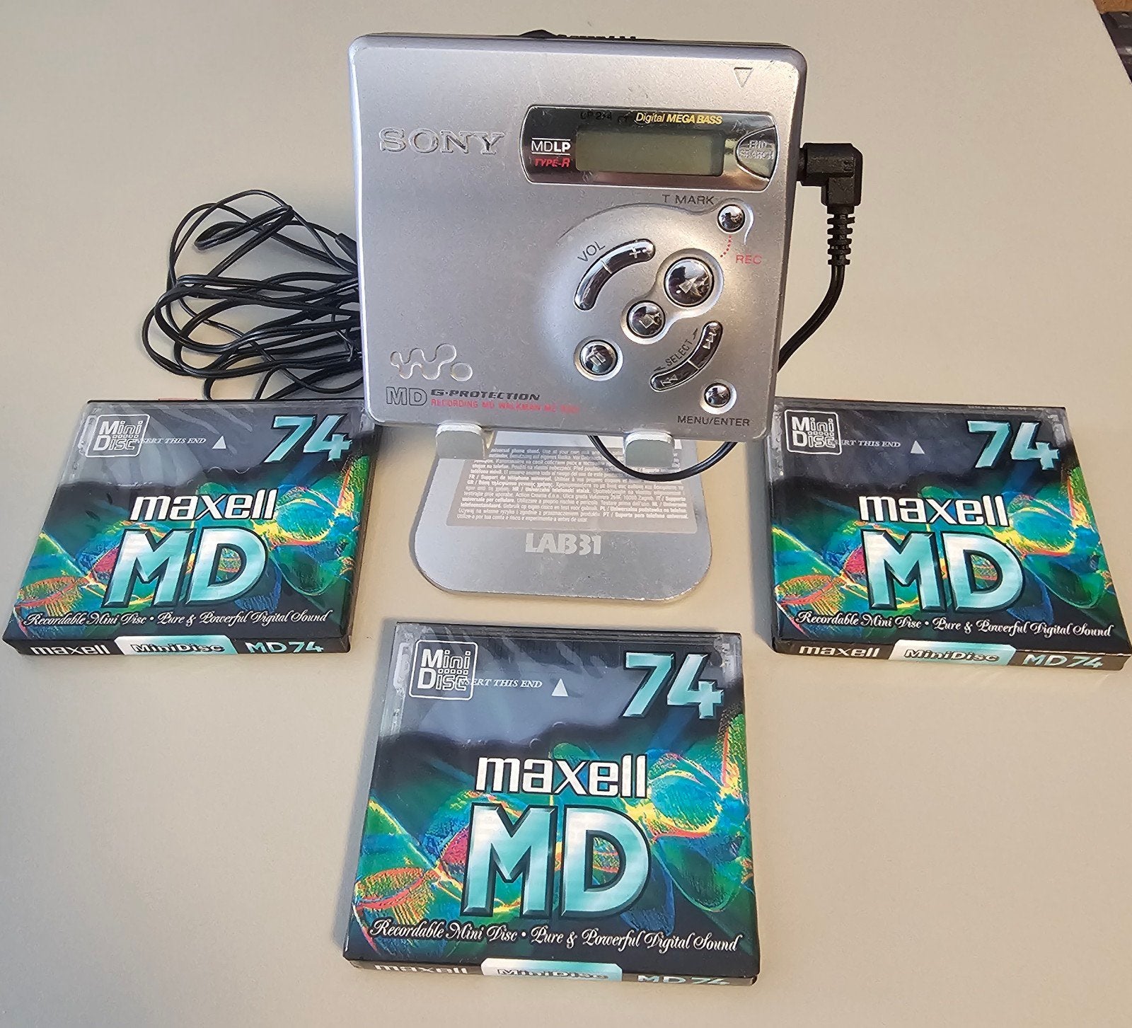 Sony MZ-R501 MD Walkman met 3 Maxell MD's, Ophalen of Verzenden, Minidisc-speler