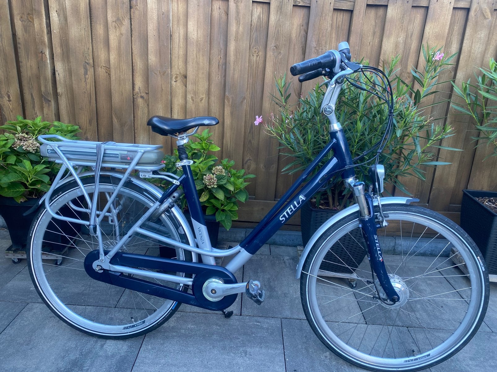 Stella Vicenza elektrische damesfiets, Fietsen en Brommers, Elektrische fietsen, Zo goed als nieuw, 51 tot 55 cm, 50 km per accu of meer