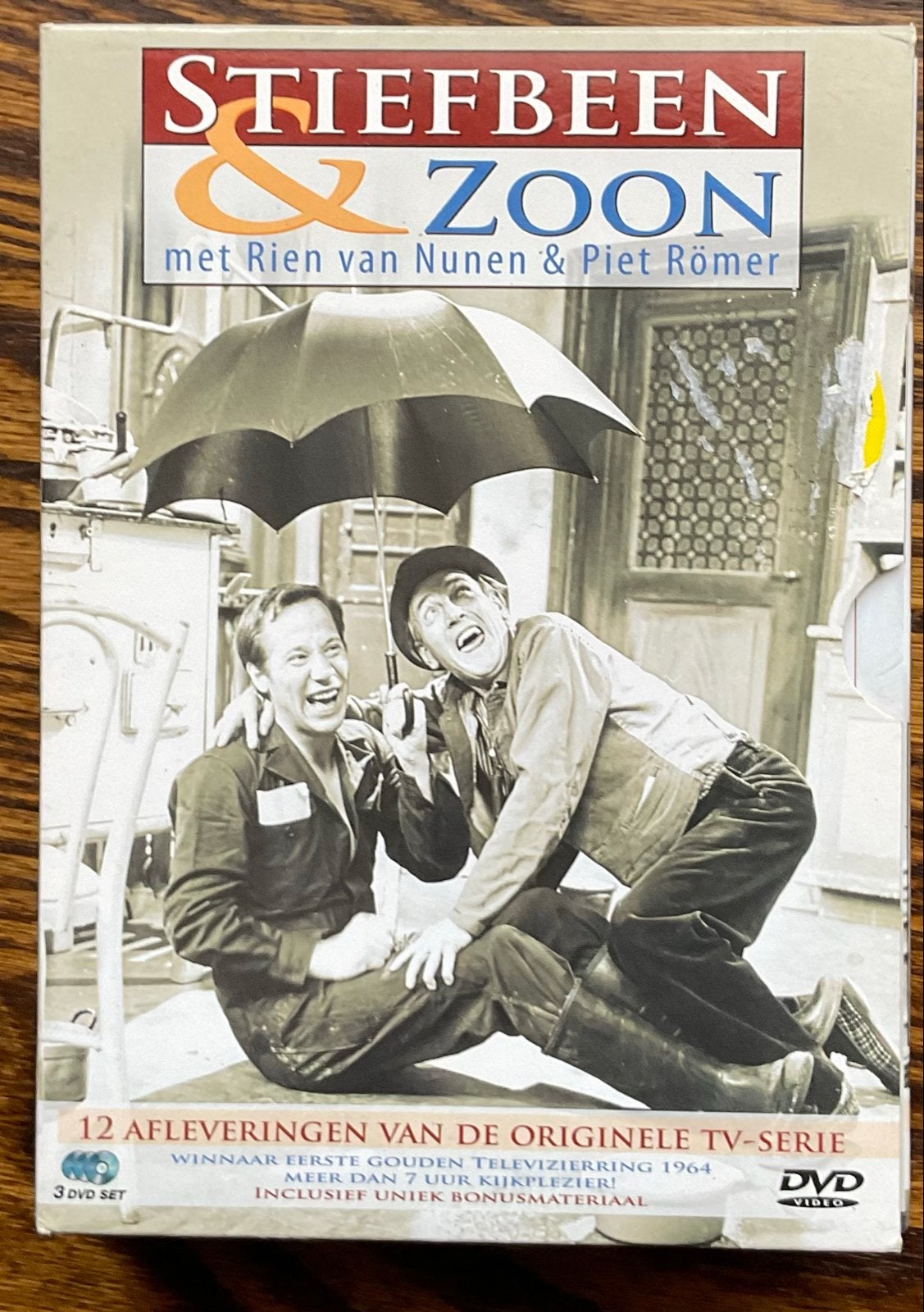 Stiefbeen & Zoon DVD Box - Complete Serie (3 DVD Set), Cd's en Dvd's, Dvd's | Tv en Series, Bonusmateriaal, Alle leeftijden, Nederlands