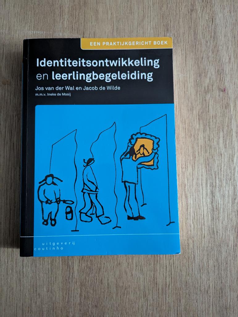 Identiteitsontwikeling en leerlngbegeleiding - J.van der Wal, Overige vakken, Jos van der Wal, Ophalen of Verzenden, Zo goed als nieuw