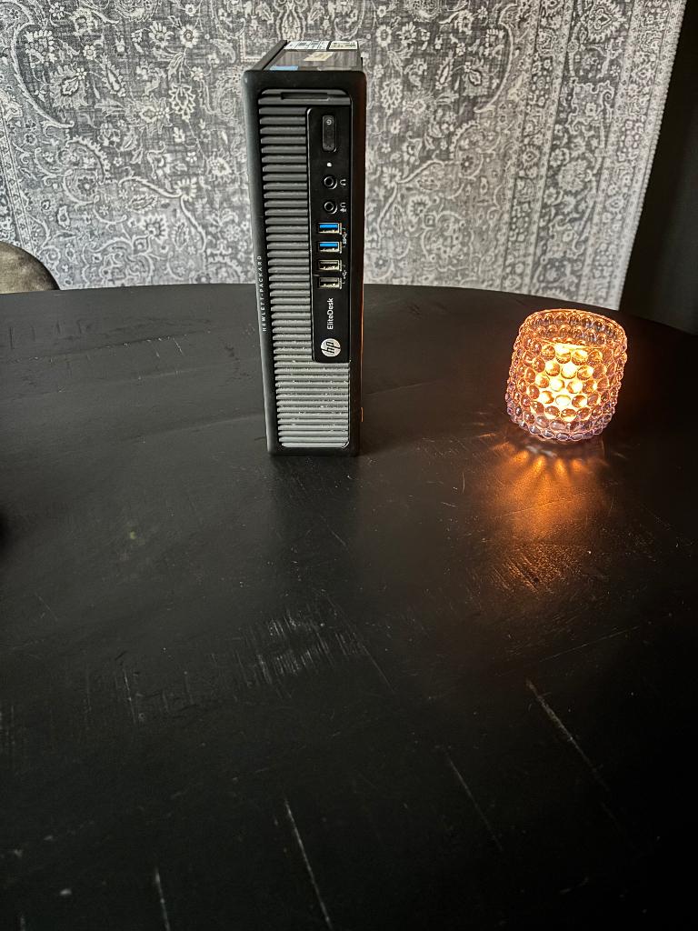 zeer snelle mini hp i5/ 8gb/240gb SSD/windows 11 /25x25cm, Computers en Software, Desktop Pc's, Ophalen, 8 GB, Virtual Reality