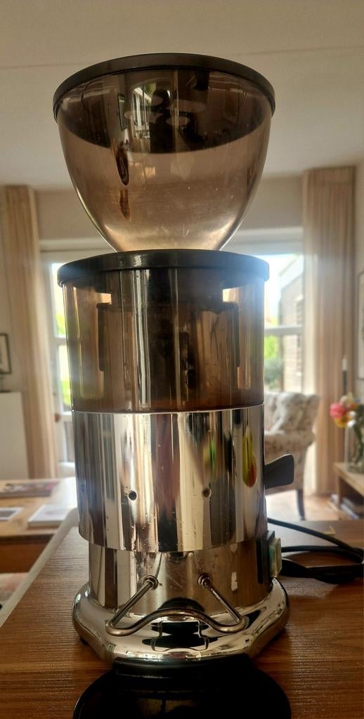 MACAP!  Professionele koffiemolen!  Zo goed als nieuw, Gebruikt, Overige modellen, 10 kopjes of meer, Koffiebonen