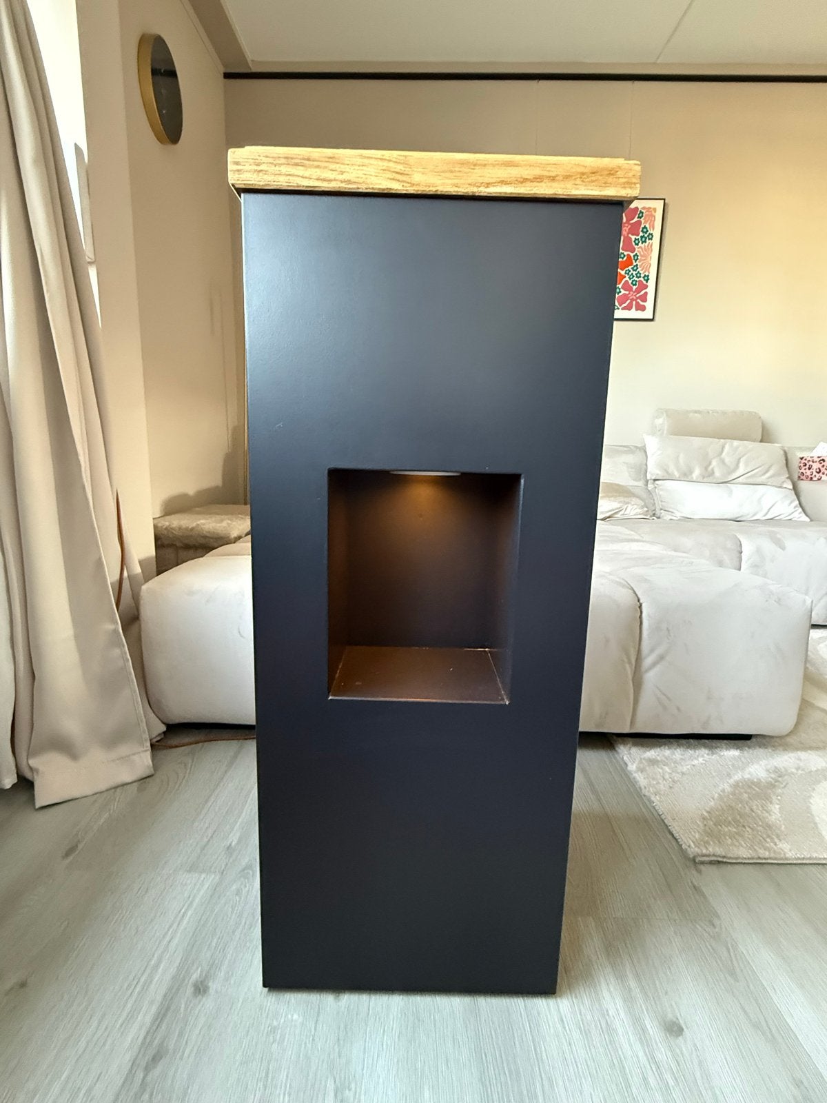 Zwarte sokkel/ zuil met eiken blad en verlichting, maatwerk, Ophalen of Verzenden, Zo goed als nieuw