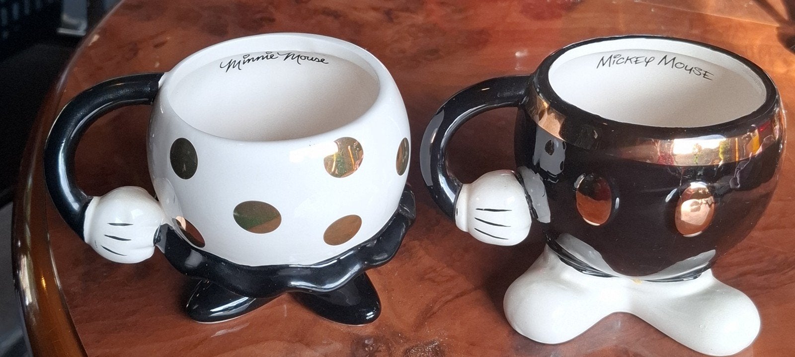 Disney Mickey & Minnie Mouse keramische koffiemokken, Ophalen of Verzenden, Mickey Mouse, Gebruikt, Servies
