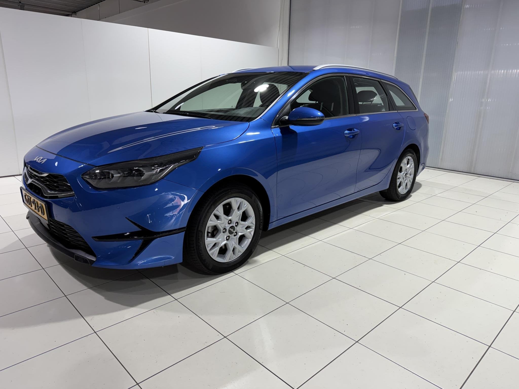 Kia Ceed Sportswagon 1.5 T-GDi DynamicLine Trekhaak, Apple C, Auto's, Voorwielaandrijving, Stof, Gebruikt, Blauw
