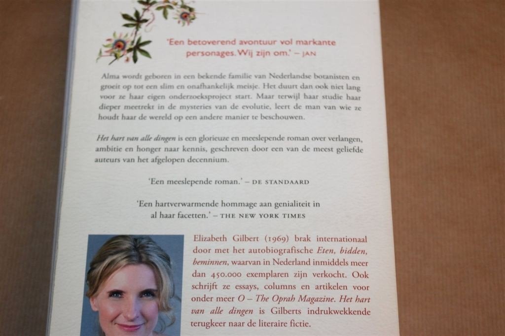 Het Hart van Alle Dingen — Elizabeth Gilbert, Roman 2015, Boeken, Ophalen of Verzenden, Gelezen