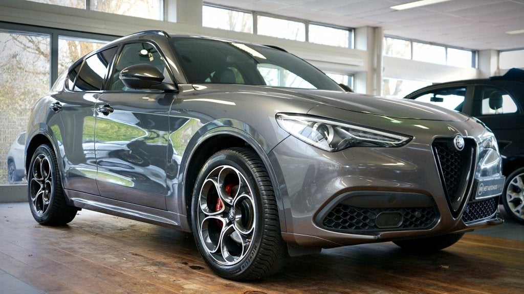 Alfa Romeo Stelvio 2.0 T AWD Veloce | 20 inch | 12 maanden B, Auto's, Alfa Romeo, Euro 6, 4 cilinders, Bedrijf, Vierwielaandrijving