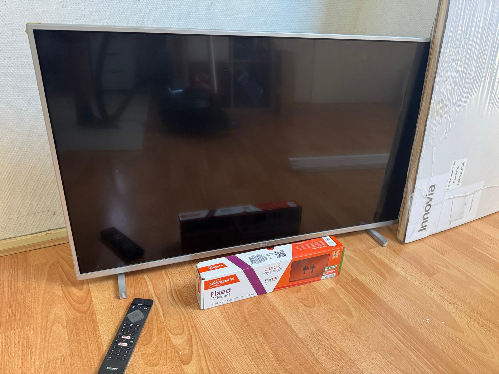 Philips 43 inch Ambilight TV met muurbeugel, Ophalen, Philips, LED, 50 Hz