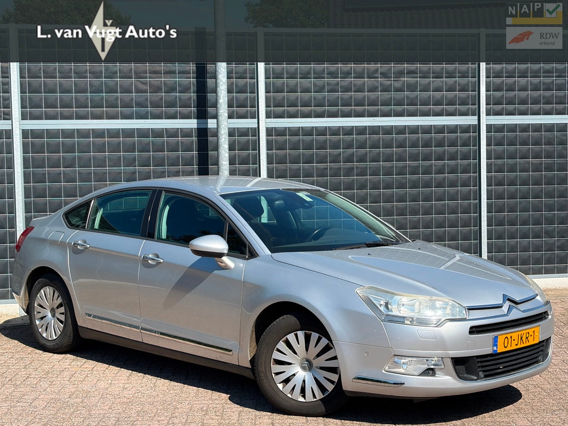 Citroen C5 2.0 16V Comfort | nieuwe APK | Trekhaak, Auto's, Citroën, Voorwielaandrijving, 4 cilinders, Bedrijf, Handgeschakeld