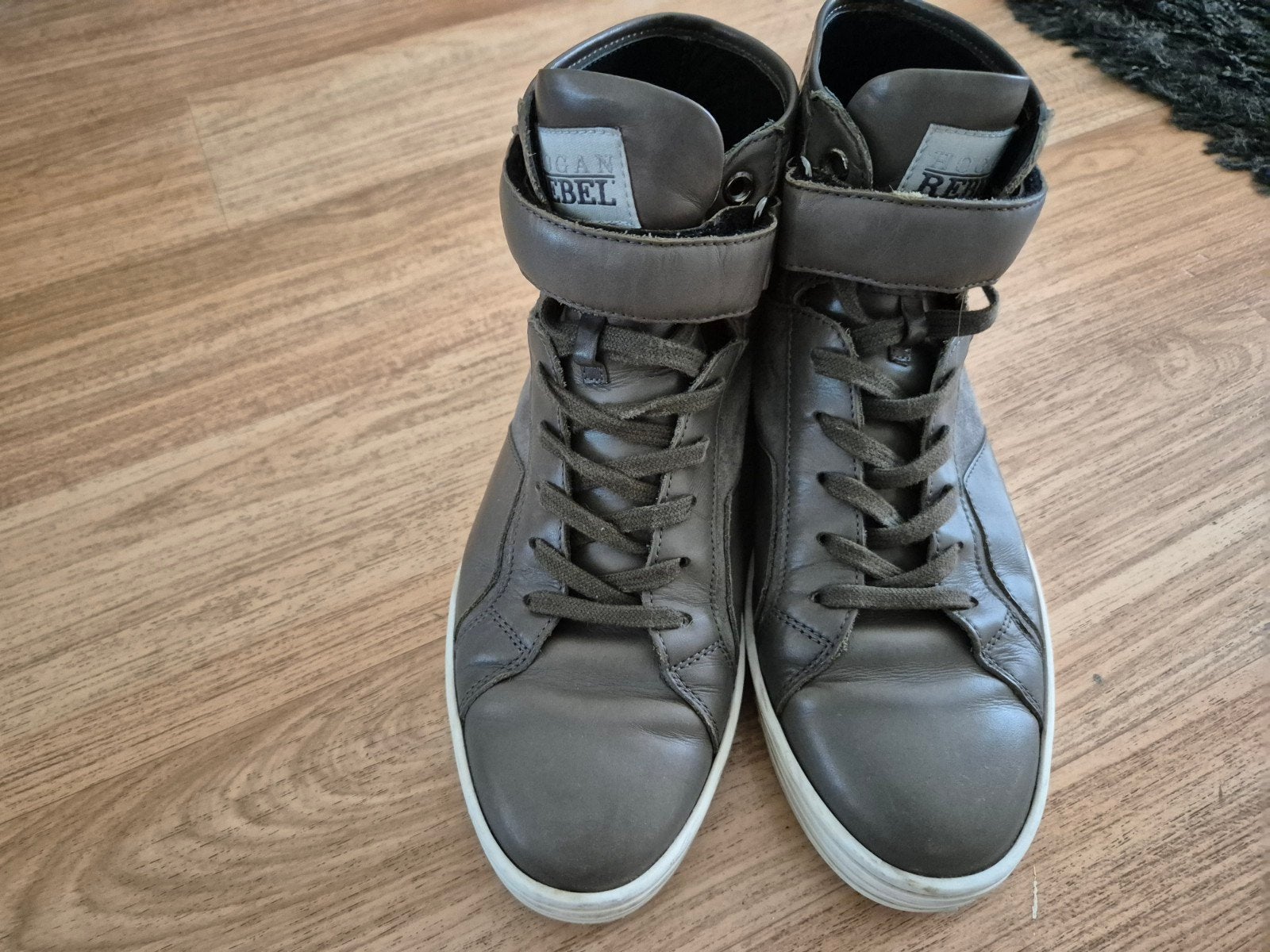 HOGAN  37, Kleding | Dames, Schoenen, Bruin, Ophalen of Verzenden, Gedragen, Sneakers of Gympen