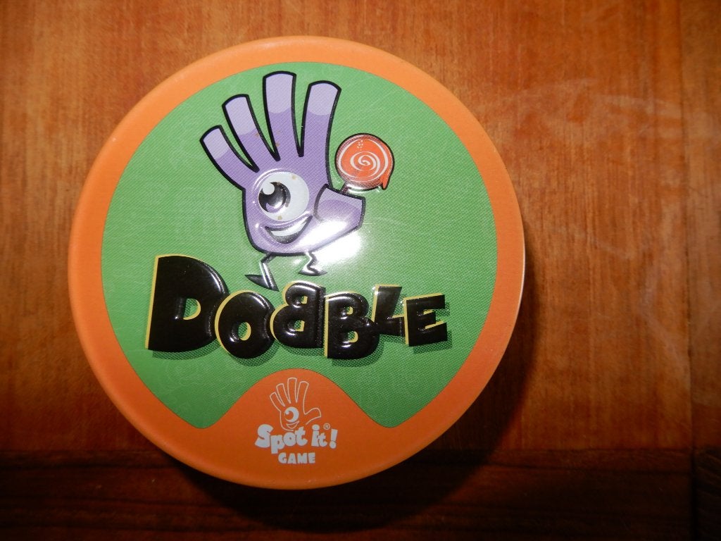 Dobble Kids / dieren  kaartspel in blik, Een of twee spelers, Ophalen of Verzenden, Gebruikt, Zygomatic