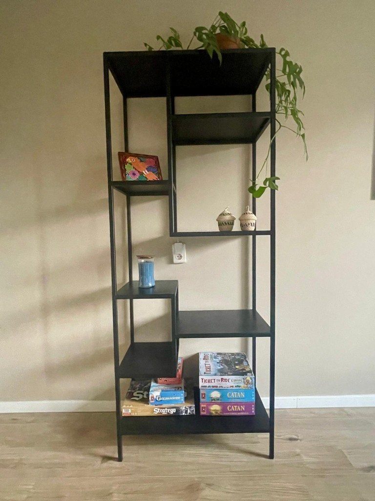 Goossens wandmeubel Vik – zwart metaal, Huis en Inrichting, Ophalen, 200 cm of meer, Zo goed als nieuw, Minder dan 150 cm