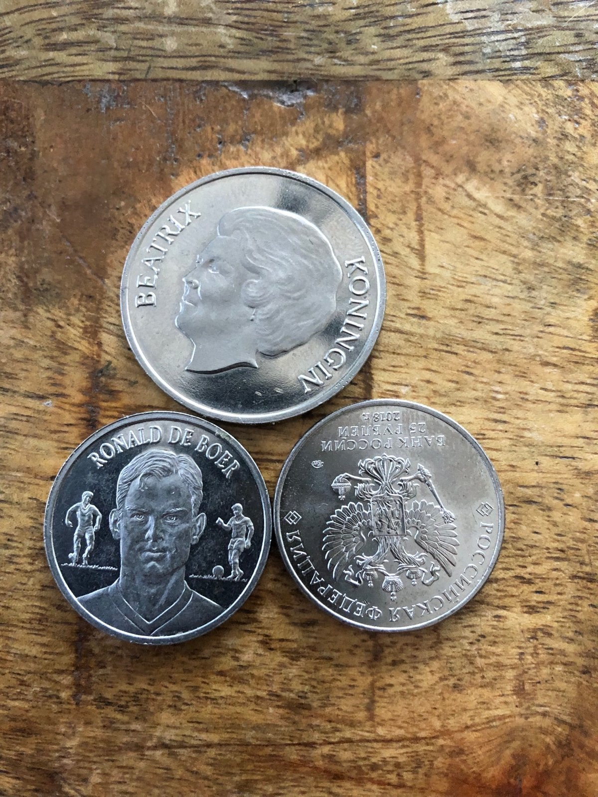 Diverse munten: Koningin Beatrix, Ronald de Boer, WK 2018, Ophalen of Verzenden, Koningin Beatrix, Overige waardes, Setje