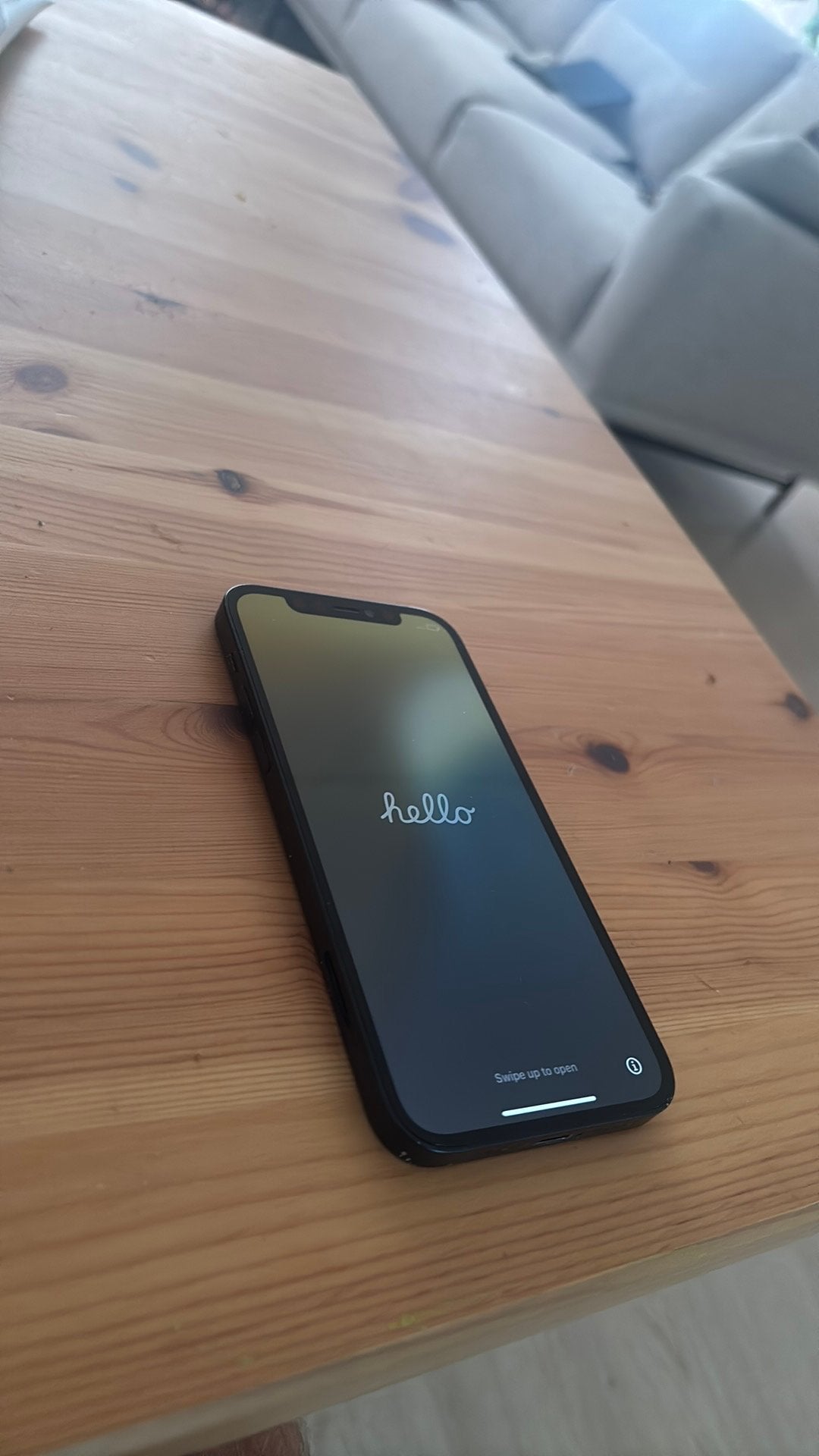 Iphone 12, batterijpercentage van 76% maar werkt heel goed, Ophalen, Zwart, Zo goed als nieuw, IPhone 12