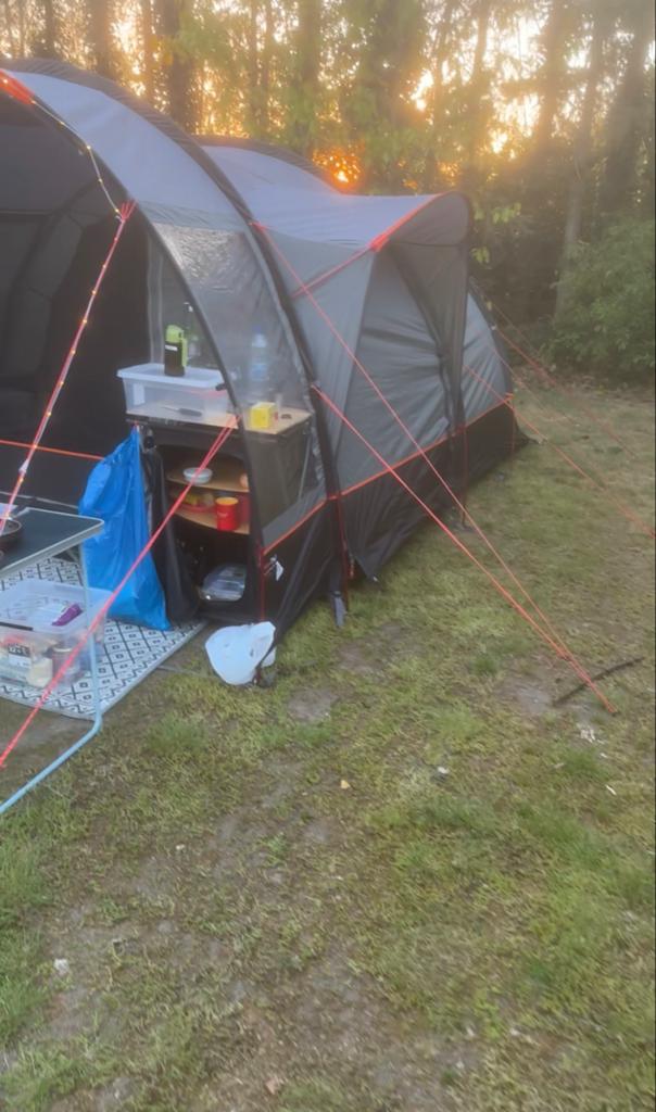 Eurotrail Alabama 4-persoons tent - Zo goed als nieuw, Ophalen, Zo goed als nieuw, Tot en met 4
