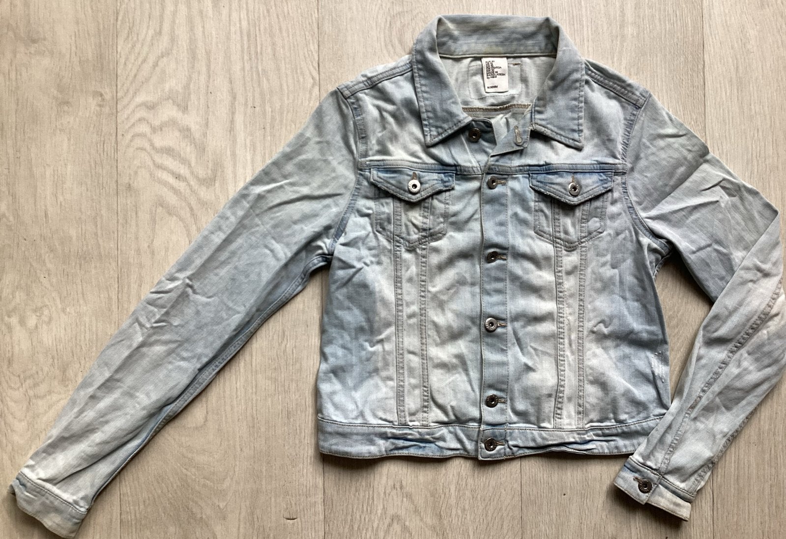 Licht blauw spijkerjasje maat 40 van H&M, Ophalen of Verzenden, Gedragen, Maat 38/40 (M), Blauw