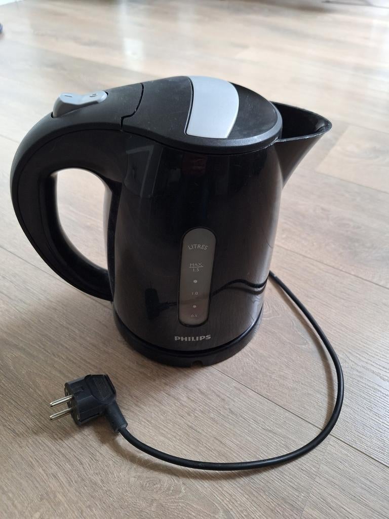 Philips Waterkoker HD 4646 - Zwart, 1.5L, 1 tot 2 liter, Ophalen of Verzenden, Gebruikt