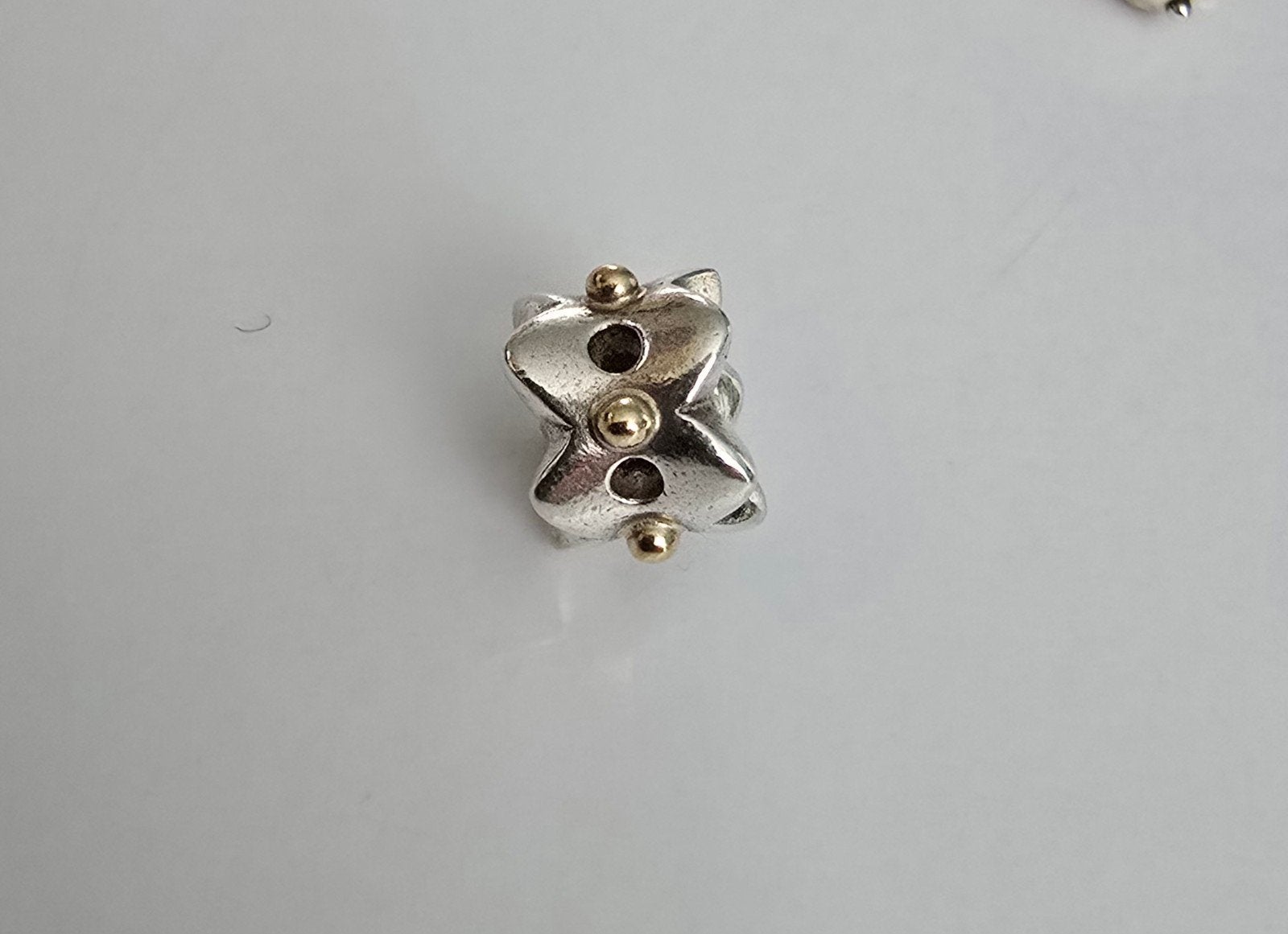 Prachtige originele bicolor Pandora bedel - zilver met goud, Sieraden, Tassen en Uiterlijk, Ophalen of Verzenden, Zo goed als nieuw