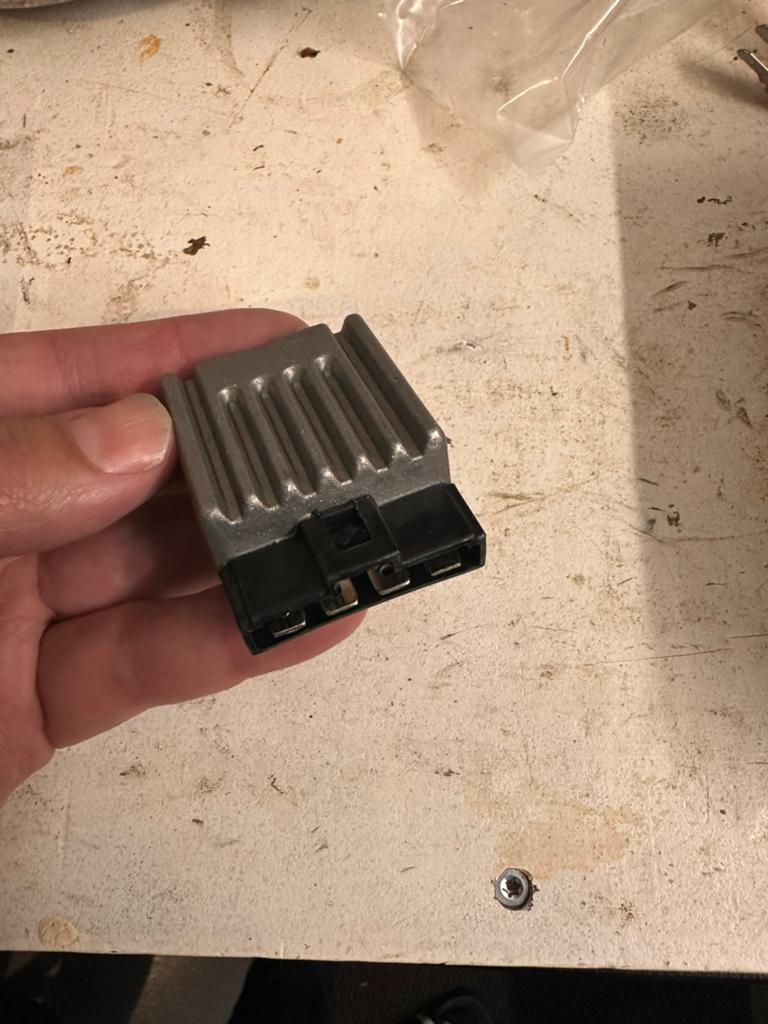 HPI spanningsregelaar Derbi Senda - nieuw, Motoren, Ophalen of Verzenden, Nieuw