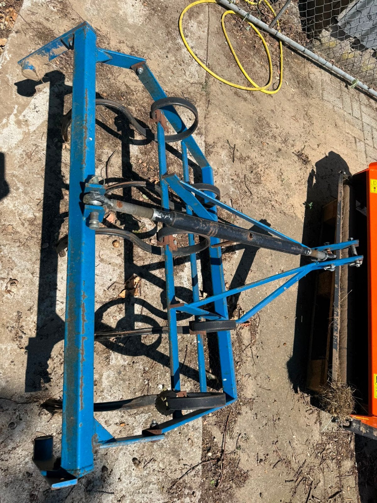 Robuuste Cultivator voor Grondbewerking, Ophalen