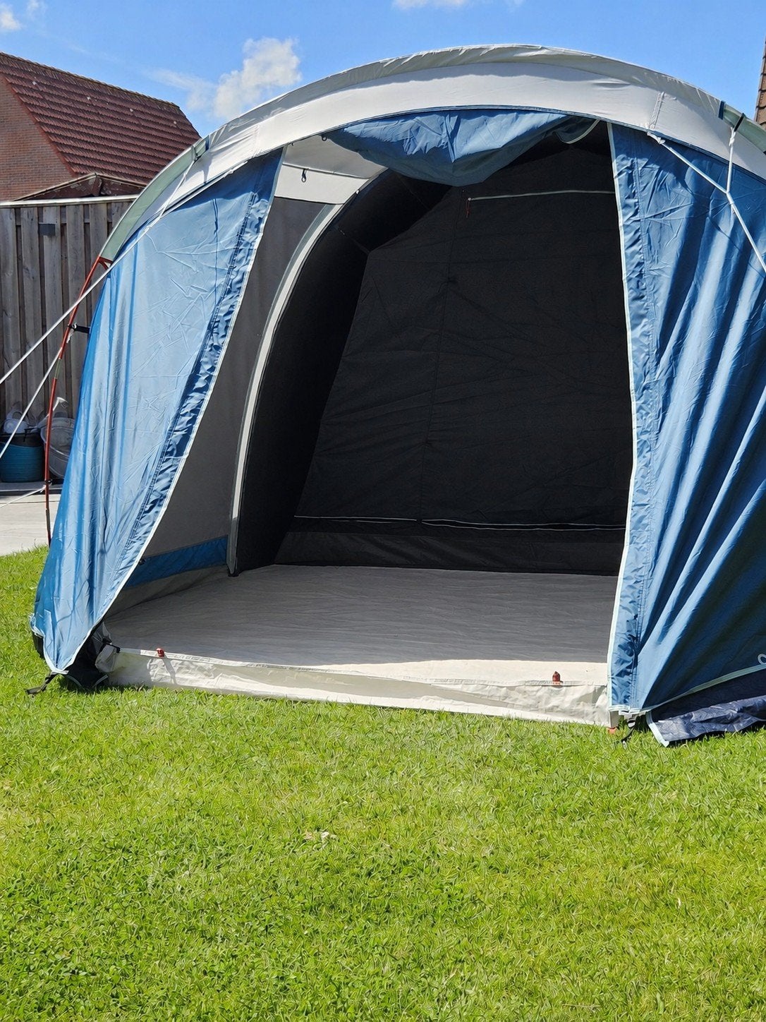Quechua Arpenaz 4.1  fresh and black - 4 persoons, Ophalen of Verzenden, Nieuw, Tot en met 4