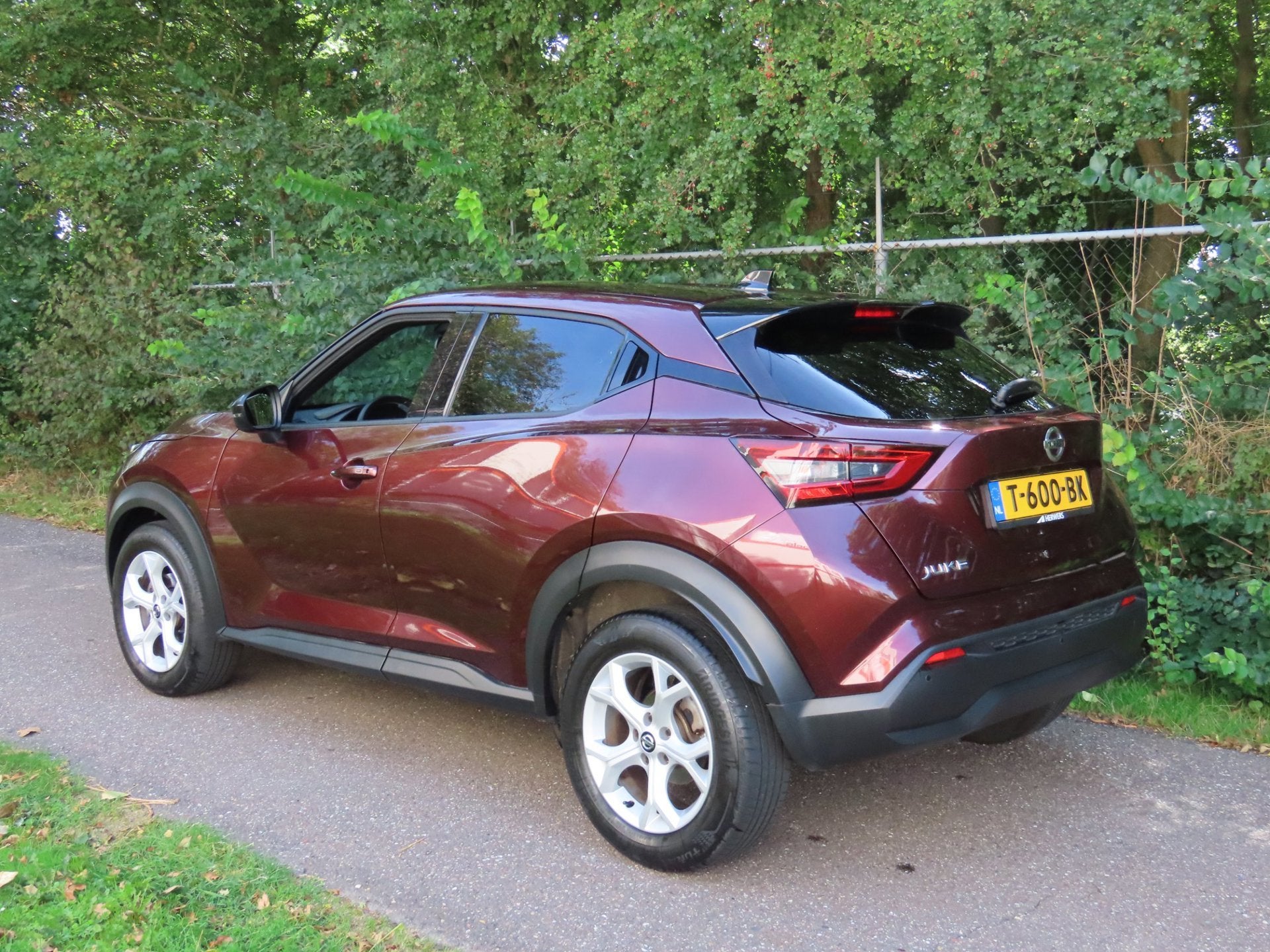 Nissan Juke 1.0 DIG-T N-Connecta *Navi *Camera *Carplay, Dealer onderhouden, Stof, Automatische klimaatregeling, Bedrijf