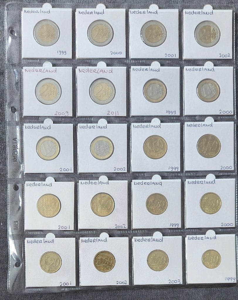 de eerste euro munten diverse landen + boek, Postzegels en Munten, Verzenden, Koningin Beatrix, Euro's, Setje