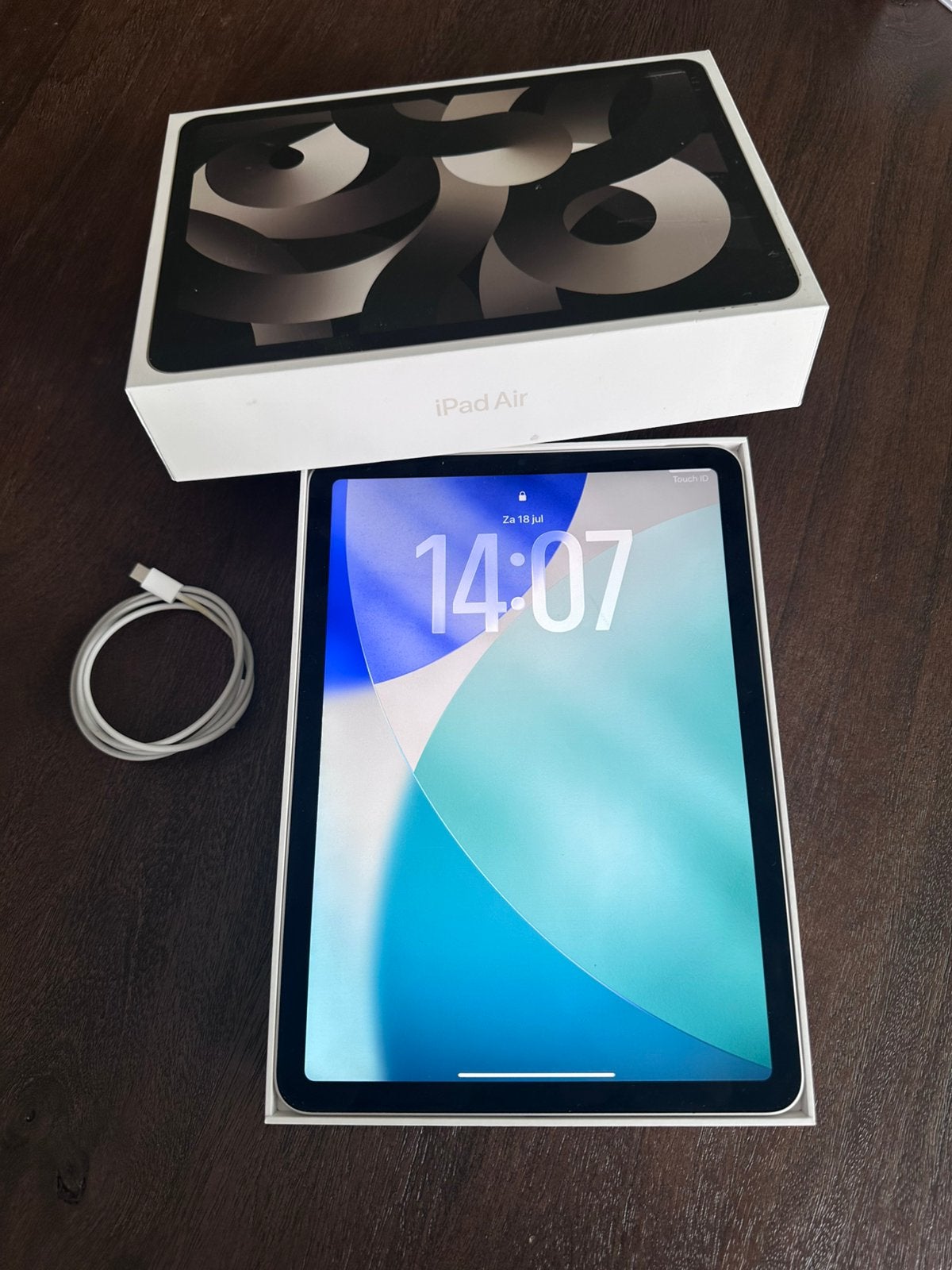 Apple iPad Air (5e generatie) Wi-Fi 256GB starlight, Computers en Software, Apple iPads, Apple iPad Air, 11 inch, Ophalen of Verzenden