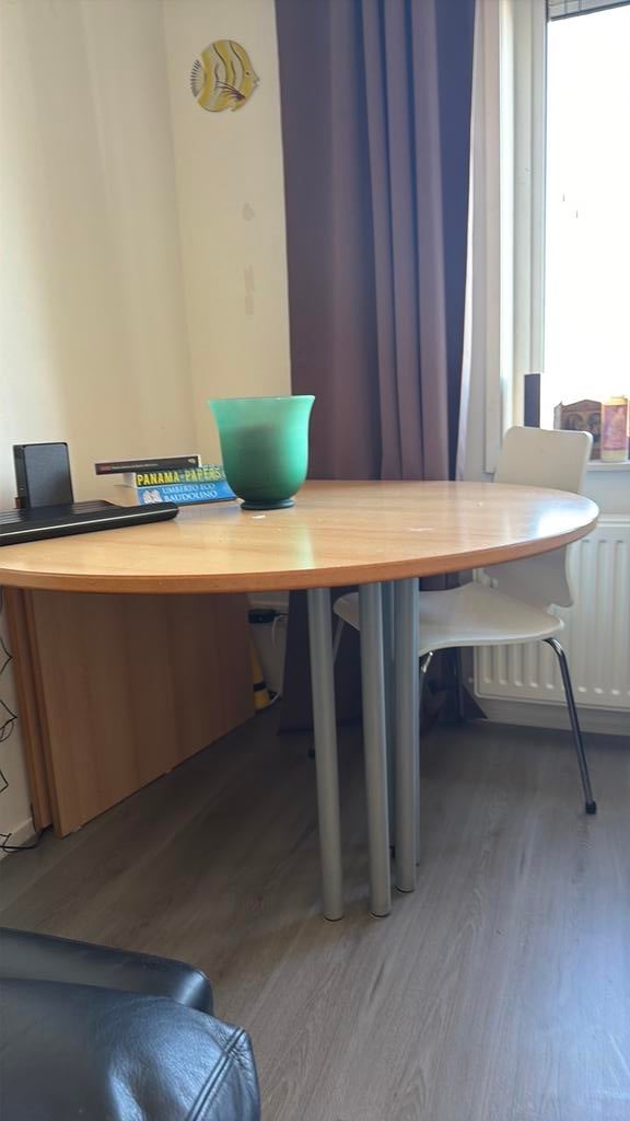 Uitklapbare eettafel the koop in Amsterdam, 100 tot 150 cm, Rond, Zo goed als nieuw, Vier personen