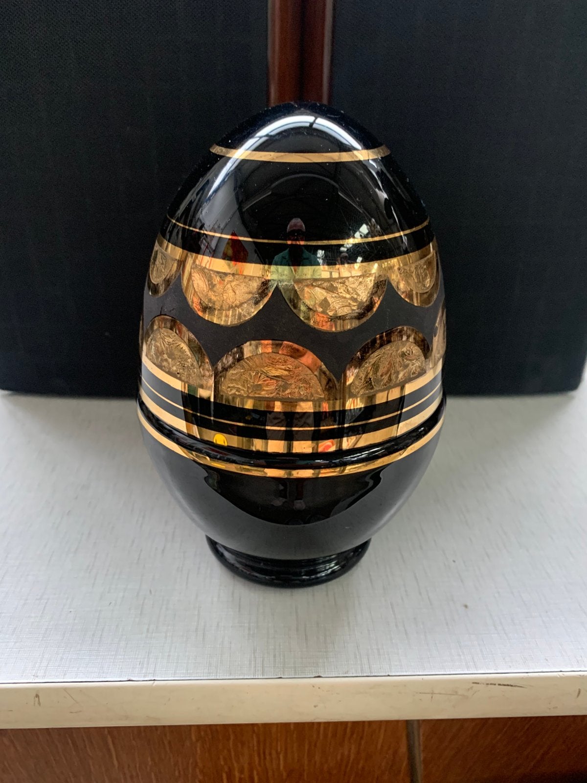decoratief zwart-met-goudkleurig eivormig object Fabergé-ei, Ophalen of Verzenden