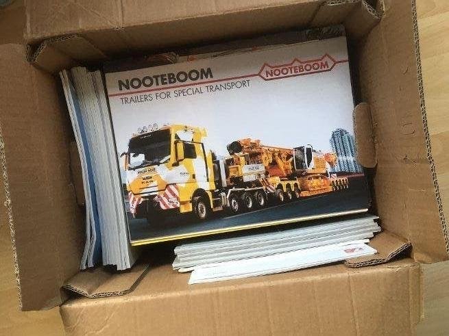 autofolders, een hele doos., Ophalen of Verzenden, Gelezen, Algemeen