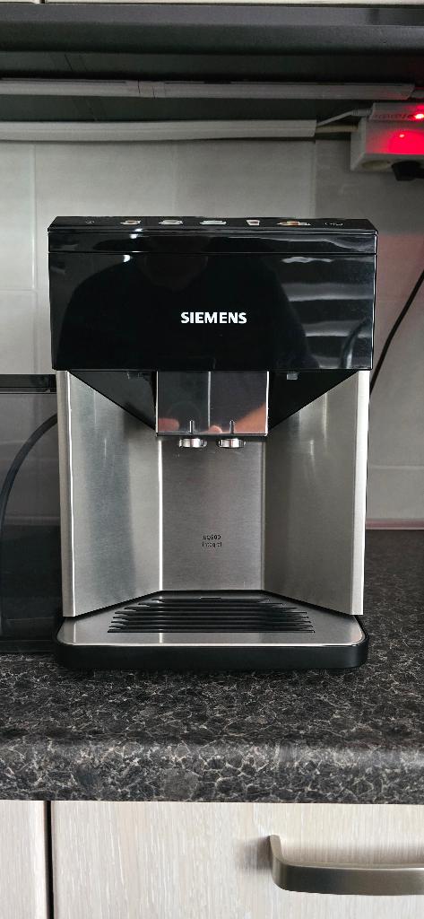 Siemens volautomatische koffiemachine, Ophalen, Afneembaar waterreservoir, Koffiemachine, Koffiebonen