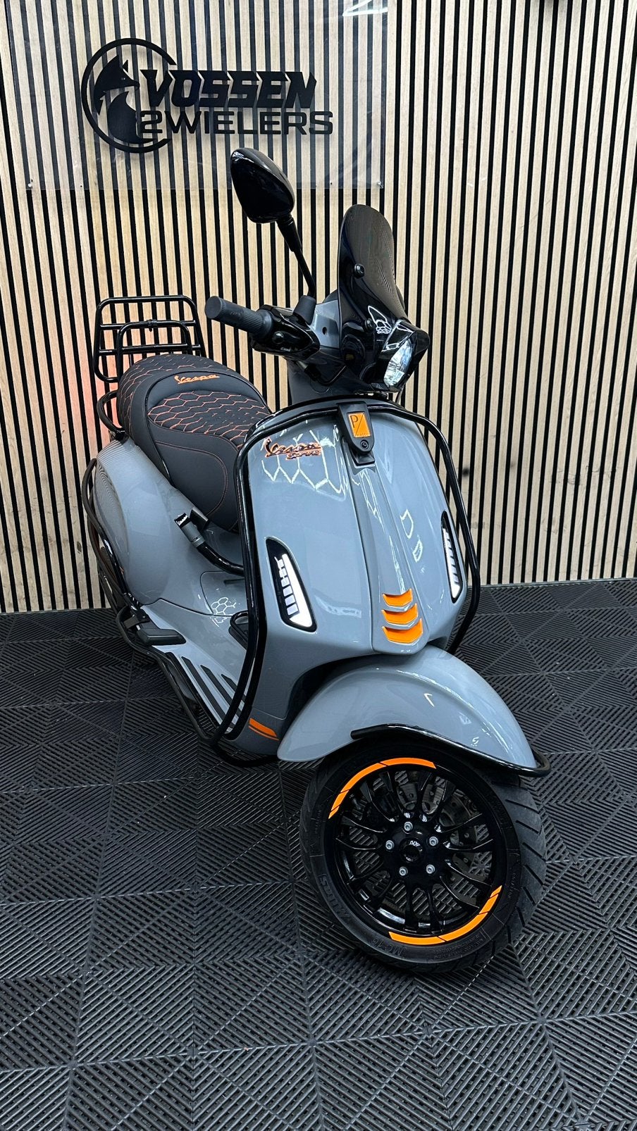 Vespa Sprint | Nardo Grey & Orange | 2020 | 3700KM, Fietsen en Brommers, Scooters | Vespa, Maximaal 45 km/u, Vespa S, Zo goed als nieuw