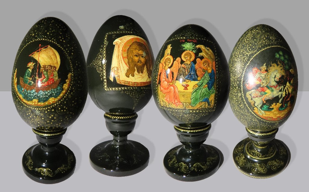 Russisch lak ei 4x op voetje 6x, Palekh beschilderingen, Natuurlijk materiaal, Verzenden, Overige typen, 9 cm