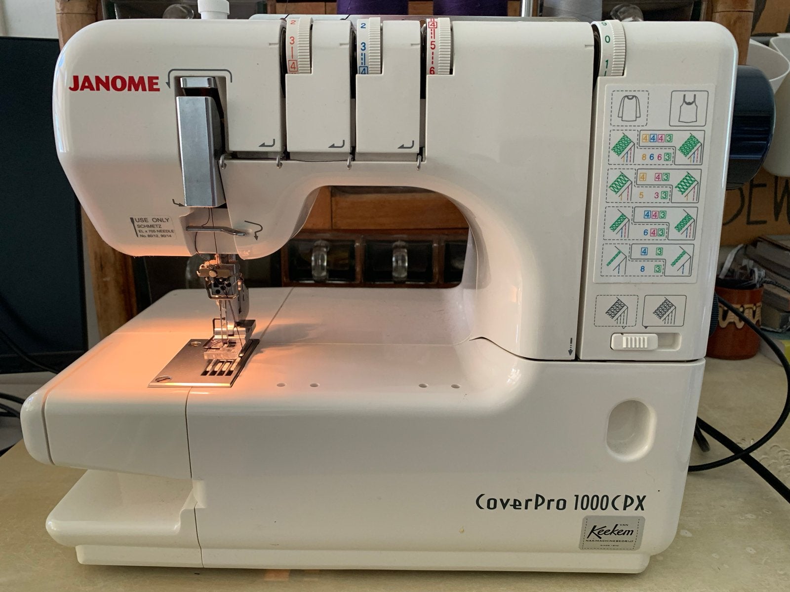 Janome CoverPro 1000CPX Coverlockmachine met accessoires, Hobby en Vrije tijd, Ophalen of Verzenden, Gebruikt, Lockmachine, Janome