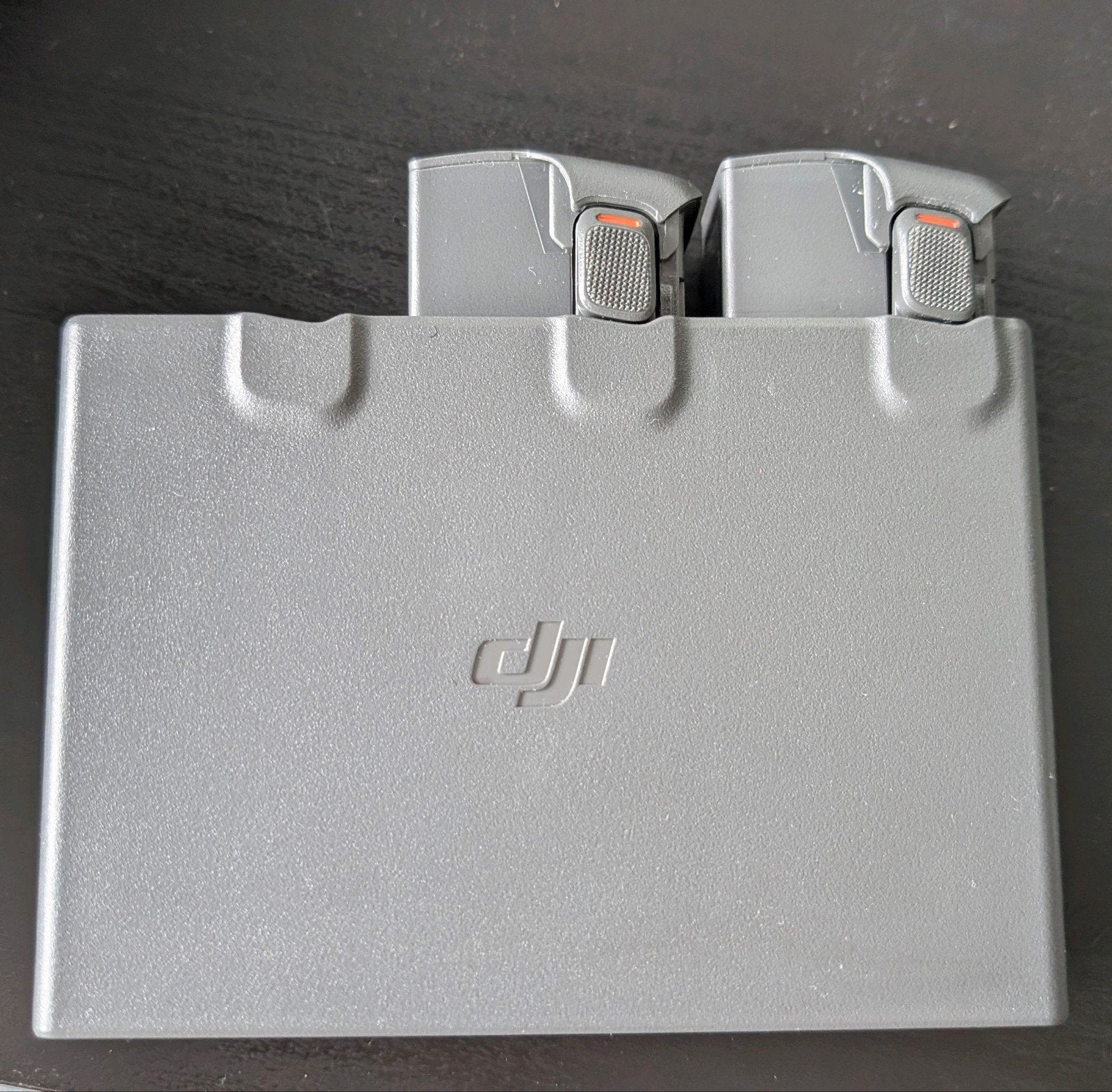 2x DJI Avata 2 Intelligent Flight Battery met oplaadhub, Ophalen of Verzenden, Zo goed als nieuw, DJI