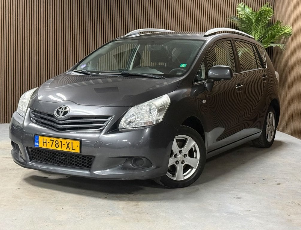 Toyota Verso 1.6 VVT-i Comfort (bj 2011), Auto's, Voorwielaandrijving, Euro 5, Gebruikt, 4 cilinders