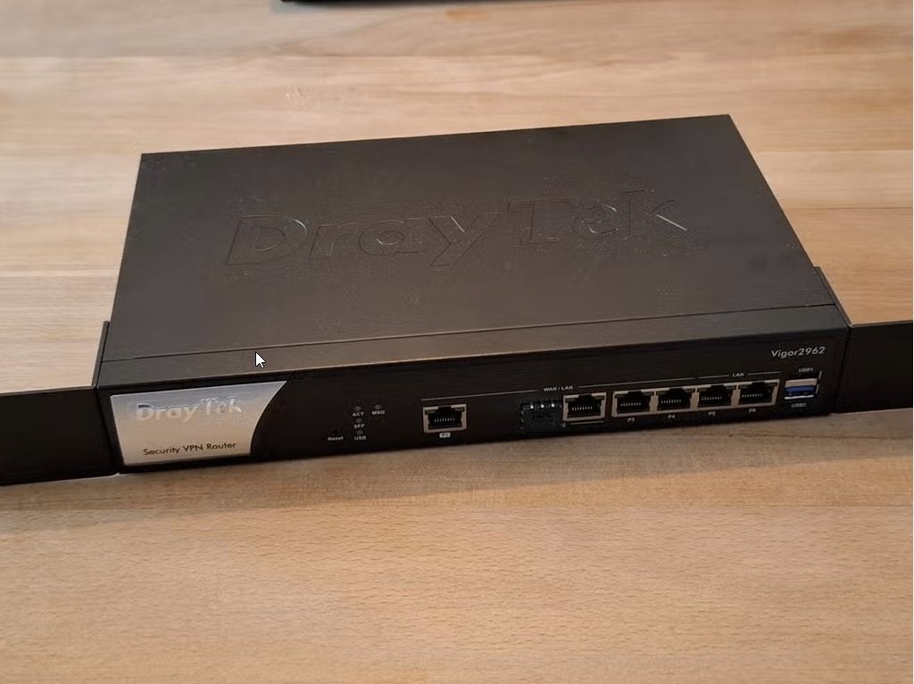 Draytek 2962 Firewall / Router, Computers en Software, Ophalen of Verzenden, Gebruikt, Router, DrayTek