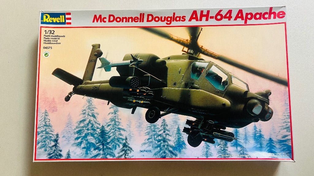 Revell 1/32 Apache mc donnell douglas AH64, Hobby en Vrije tijd, Nieuw, Ophalen of Verzenden, Groter dan 1:72, Revell