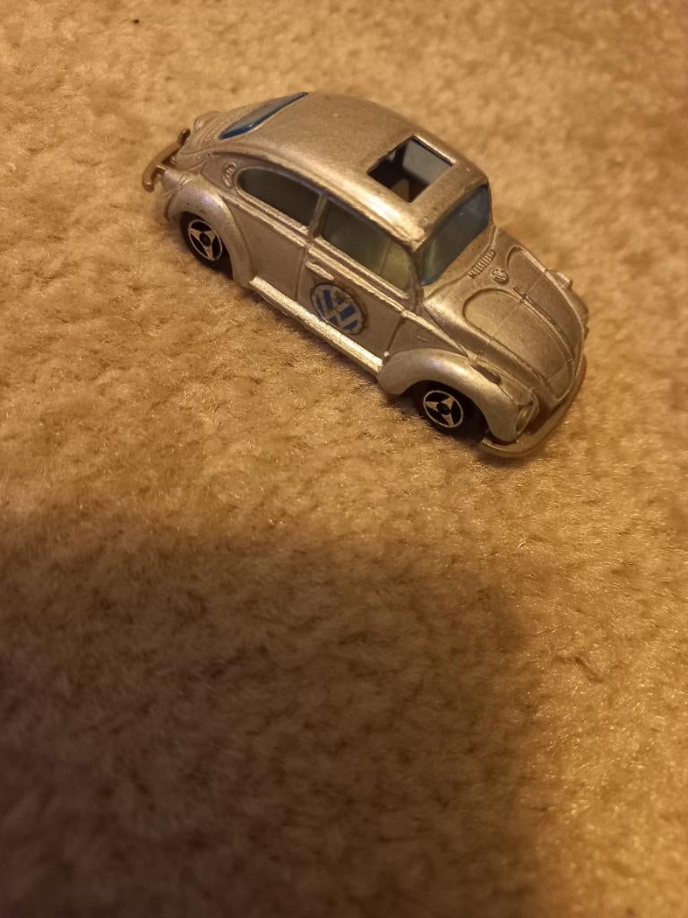 Vw kever,  Majorette 1302, volkswagen editie Dealer, Ophalen of Verzenden, Gebruikt, Auto