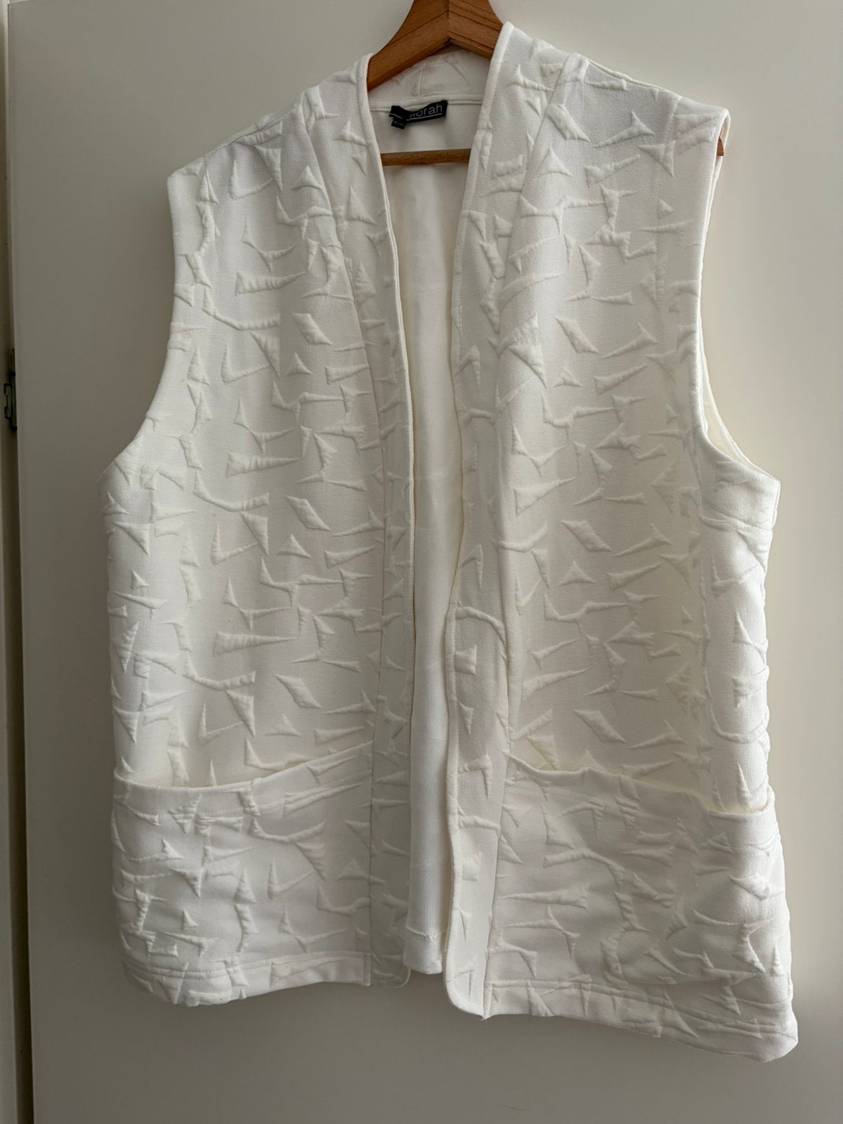 Dames Gilet / mouwloos vest maat 46/48, Kleding | Dames, Wit, Trui of Vest, Ophalen of Verzenden, Zo goed als nieuw