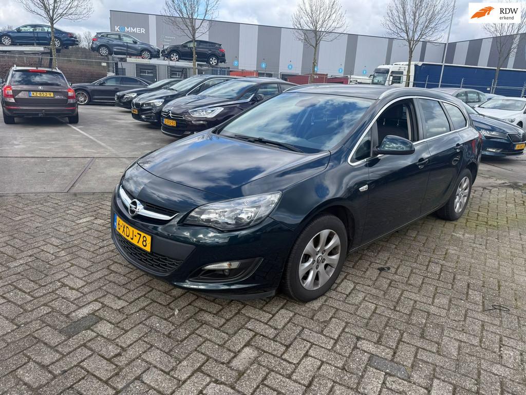 Opel Astra Sports Tourer 1.6 CDTi Business +, Auto's, Opel, Voorwielaandrijving, 730 kg, Gebruikt, Euro 6