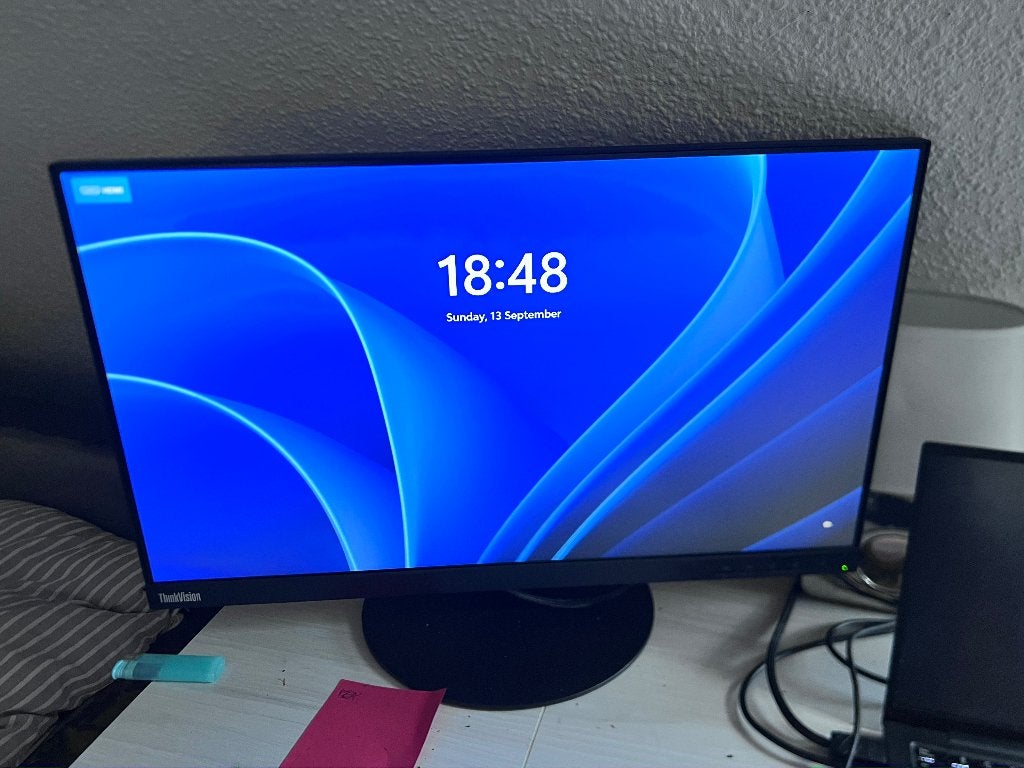 Lenovo ThinkVision T24i-10 24 inch Full HD IPS + kabels, Computers en Software, Gebruikt, IPS, DisplayPort, In hoogte verstelbaar