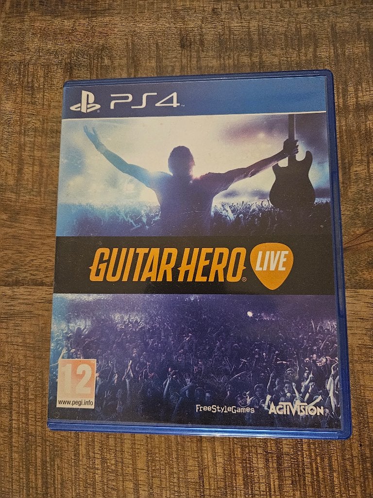 Guitar Hero Live PS4 met gitaar en USB dongle, Ophalen, Muziek, 1 speler, Zo goed als nieuw