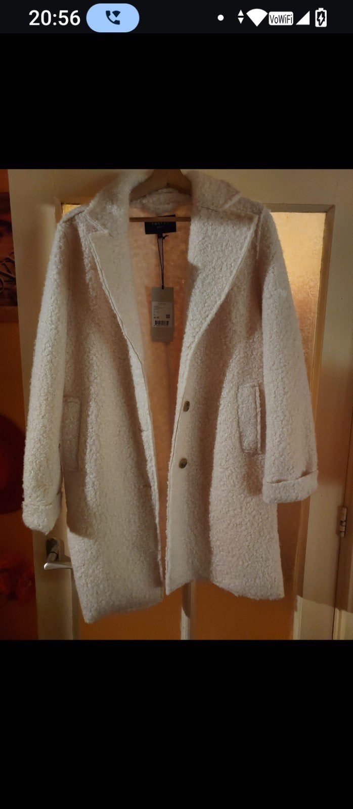 Mooie crème nieuwe damejas  nieuwe., Kleding | Dames, Jassen | Winter, Ophalen of Verzenden, Nieuw, Maat 38/40 (M), Zwart